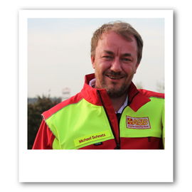 Portrait von Michael Schnatz, Leiter des Fachbereichs Bevölkerungsschutz beim Arbeiter Samariter Bund (ASB) Portrait von Michael Schnatz, Leiter des Fachbereichs Bevölkerungsschutz beim Arbeiter Samariter Bund (ASB)