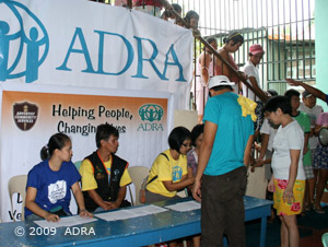 Taifun Ketsana: ADRA verteilt Hilfsgüter