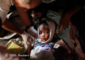 Haiti: verletztes Baby