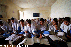 Mädchen in Schule Pakistan