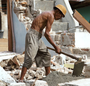 Wiederaufbau nach dem Erdbeben auf Sumatra