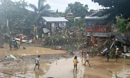 Schwere Verwüstungen und Überschwemmungen in den Philippinen nach dem Taifun